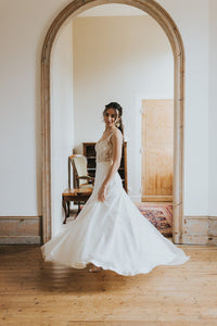 AURORE - Robe de Mariée couture en deux pièces : élégance et raffinement